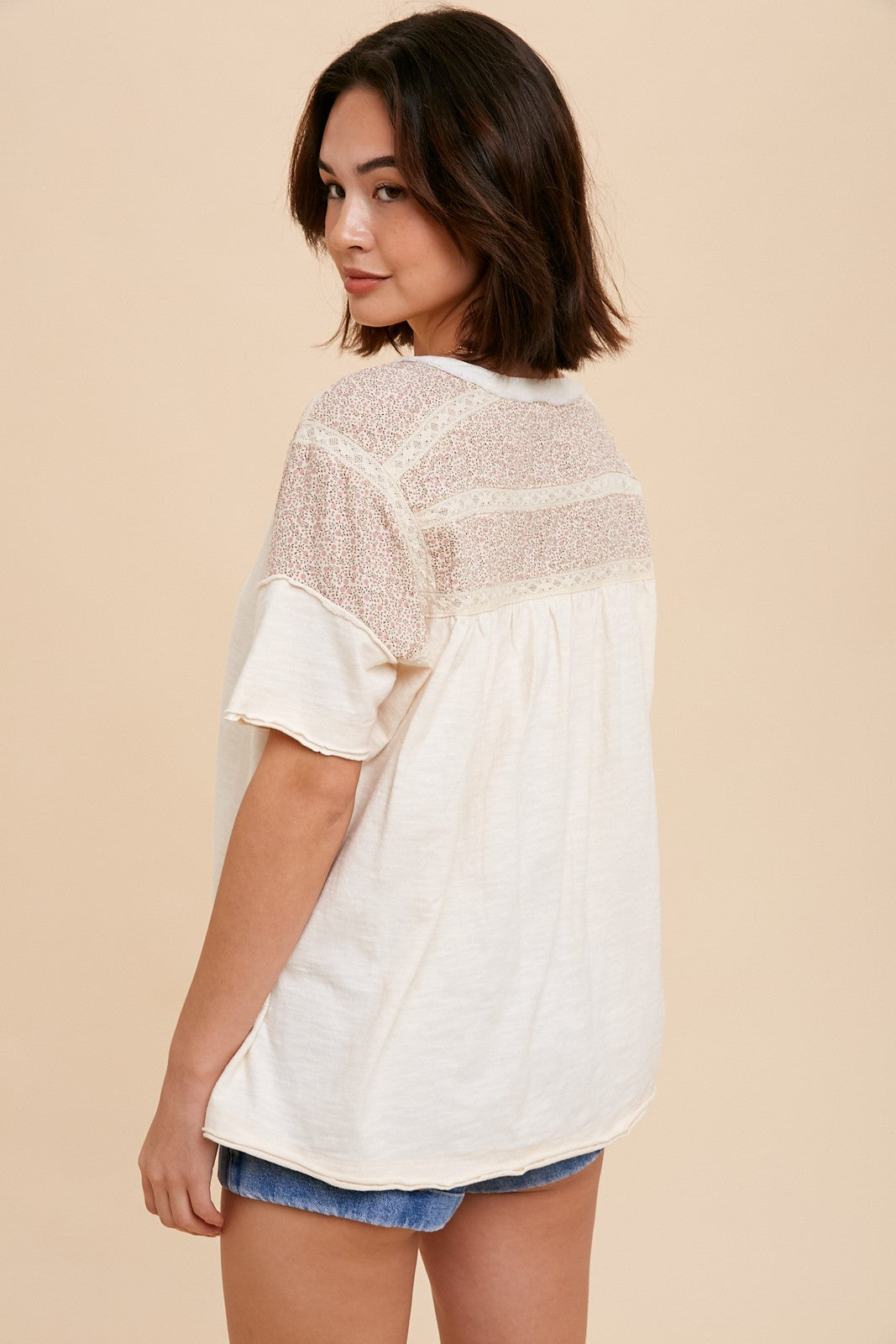 Contrast Shoulder Henley Tee- Mauve