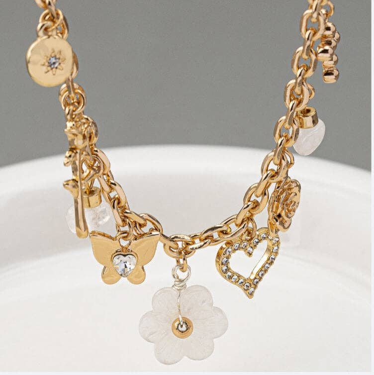 Elegant Flower Pendant Chain Necklace