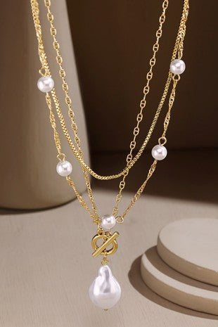 Toggle Pearl Necklace Set