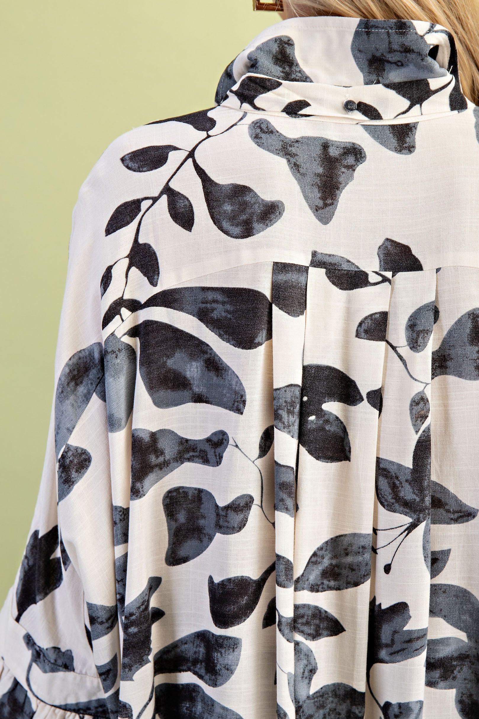 Ruffled Leaf Button Down