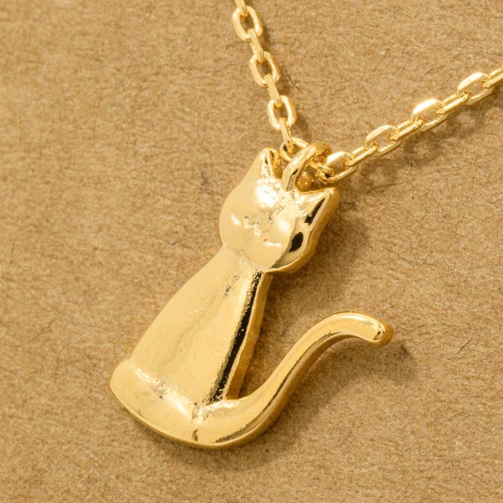 Cat Pendant Necklace
