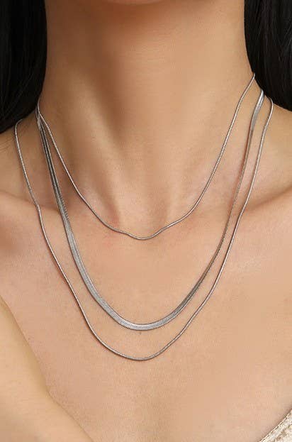 LAYERED CHAIN NECKLACE