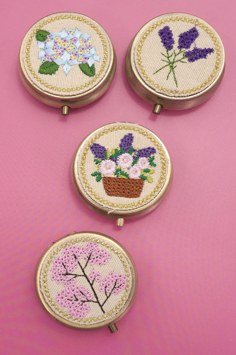 FLORAL EMBROIDERY JEWELRY ORGANIZER WITH MIRROR