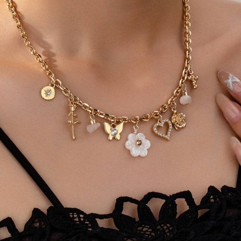 Elegant Flower Pendant Chain Necklace