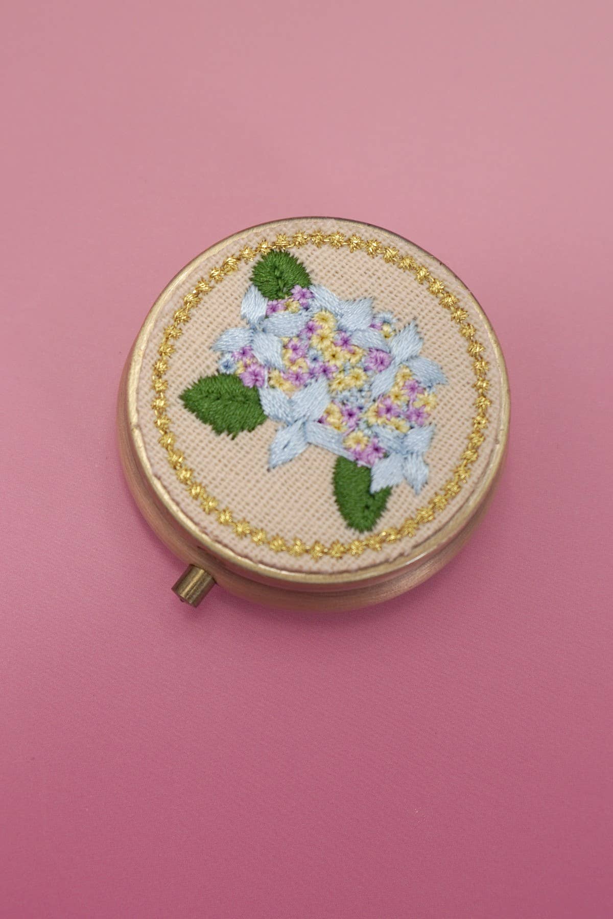 FLORAL EMBROIDERY JEWELRY ORGANIZER WITH MIRROR